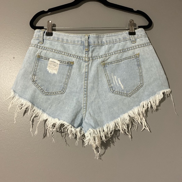 Sold - Picture 3 of 3